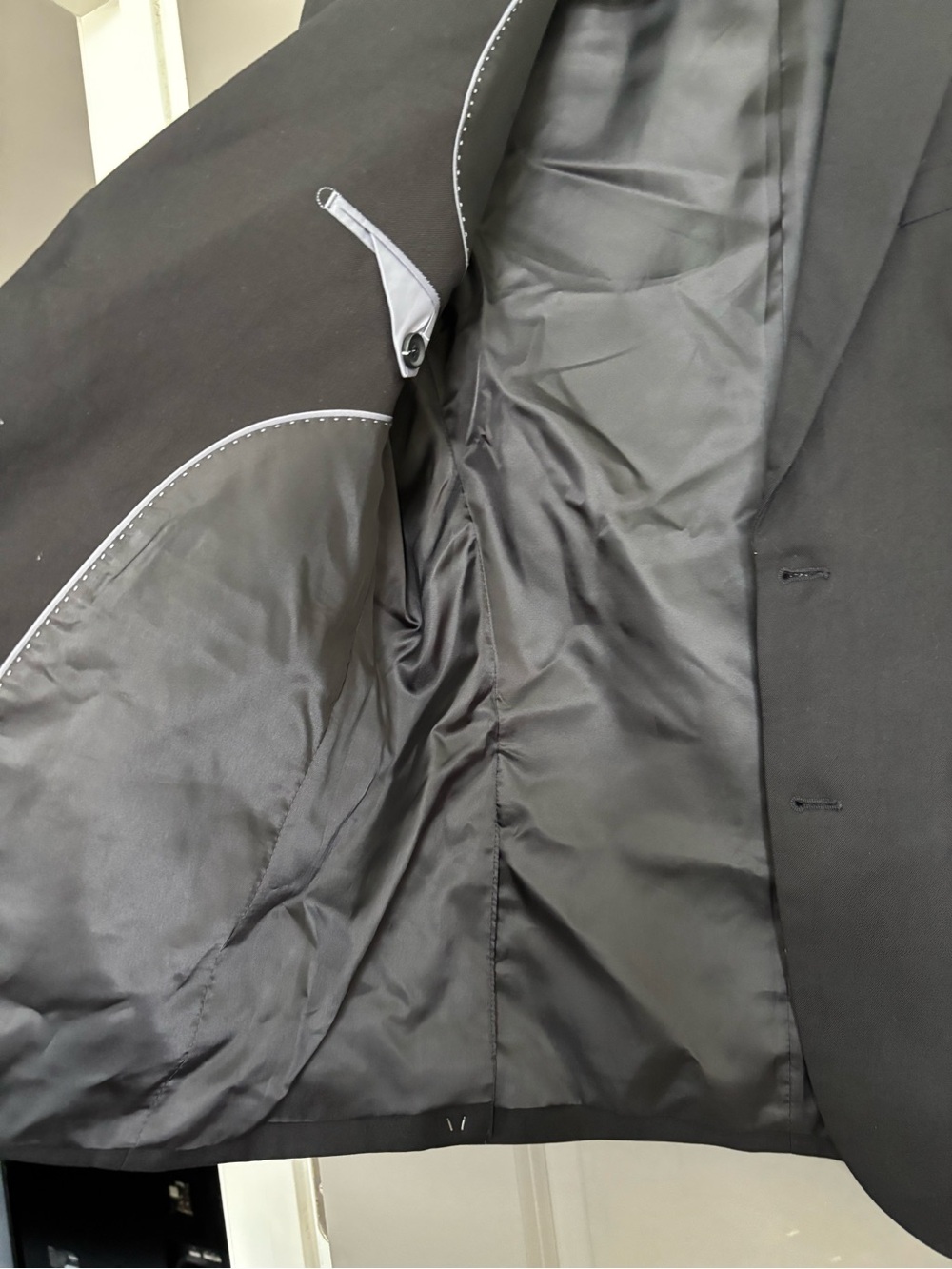 Capucci Italy Men's Black Two-Piece Suit - Tailored Blazer & Trousers size 42S - Picture 4 of 13